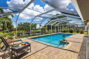 Remodeled gulf-access heated-pool home with Southern exposure - Villa Aqua Sonne Oasis